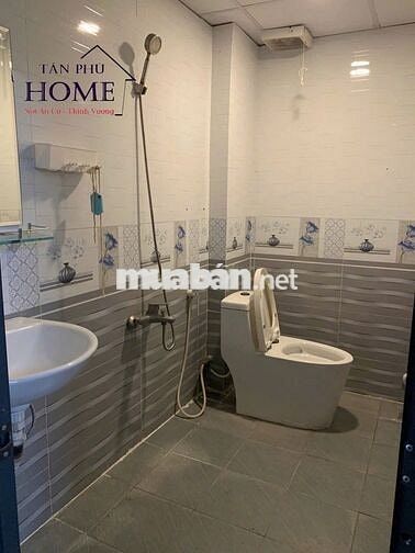 Mặt Tiền Kinh Doanh nhỏ KHU ĐỘC LẬP, 1 Lửng, 1 Phòng Ngủ, 2 wc
