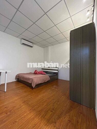 2 phòng ngủ, rộng 90m2 , mặt tiền 297 bình Quới