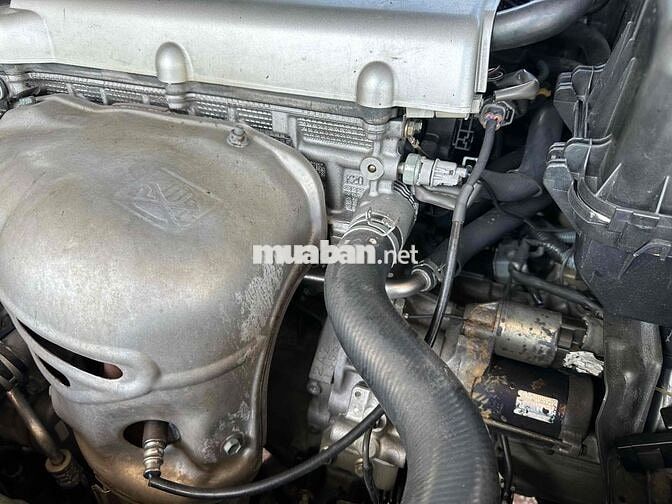 Toyota Camry 2.4 Số sàn 2005 Đen