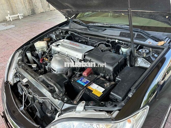 Toyota Camry 2.4 Số sàn 2005 Đen