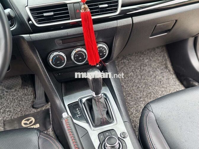 Mazda Mazda 3 1.5 2016 Xanh 11 vạn Tự động