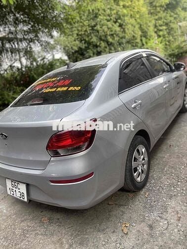 Kia Soluto 2019 Bạc