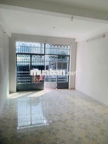 Cho thuê nhà MT Bàu Cát Tân Bình 1 Trệt, 2 Lầu, sân thượng, 4PN, 5WC