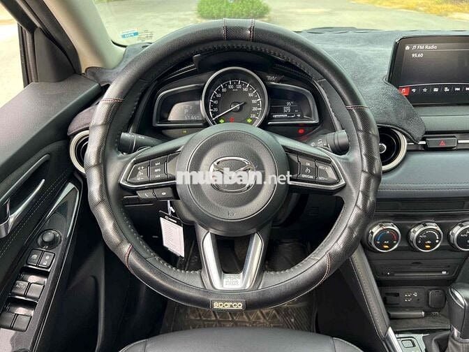Mazda Mazda 2 Sedan Luxury 2020 Trắng 55000 km