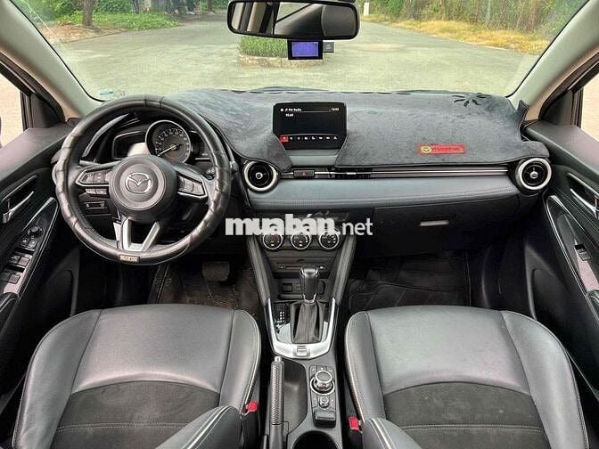 Mazda Mazda 2 Sedan Luxury 2020 Trắng 55000 km