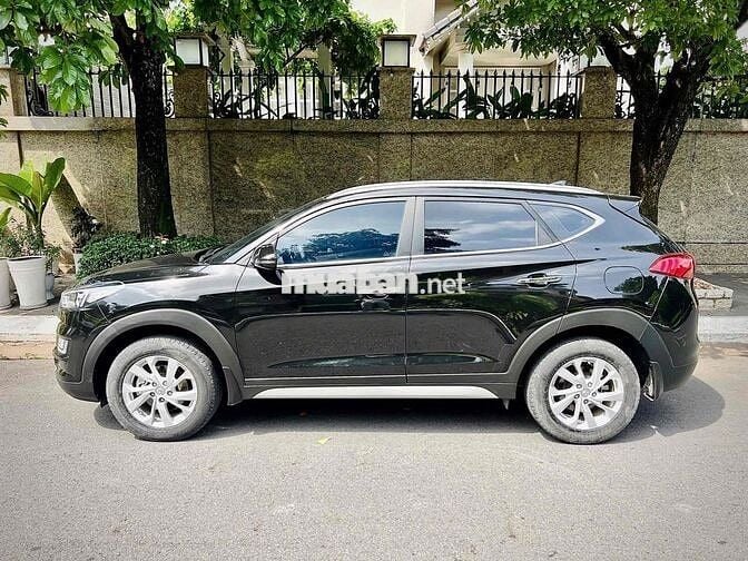 Hyundai Tucson 2.0 AT 2020 Đen 38.000 Km