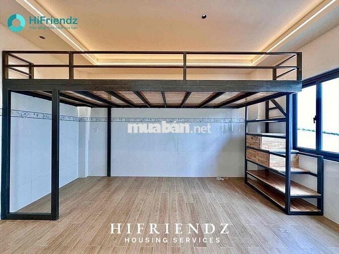 khai Trương phòng gác cửa sổ sáng và Studio ban công cửa sổ new mới