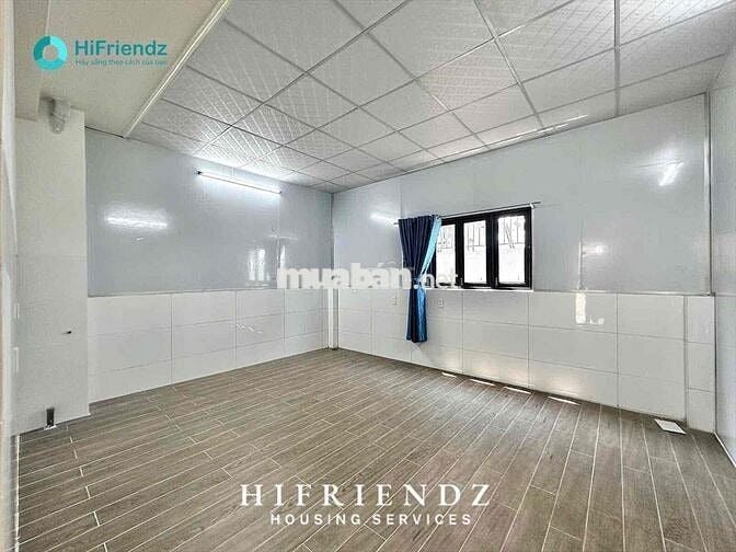 khai Trương phòng gác cửa sổ sáng và Studio ban công cửa sổ new mới