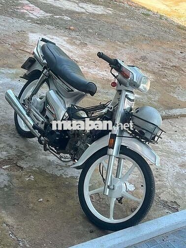 Honda Dream Bạc