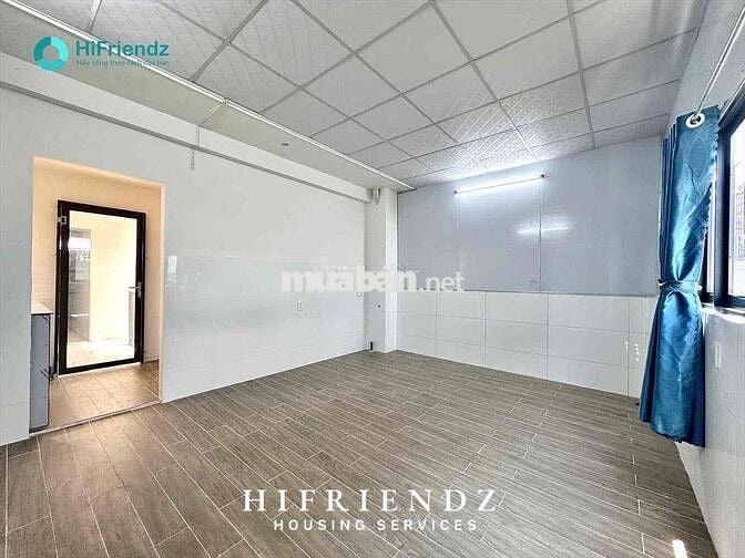 khai Trương phòng gác cửa sổ sáng và Studio ban công cửa sổ new mới