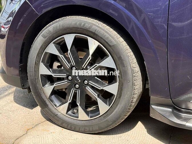 CANIVAL 2.2 premium 2022 BẢO HÀNH 1 NĂM HỖ TRỢ VAY