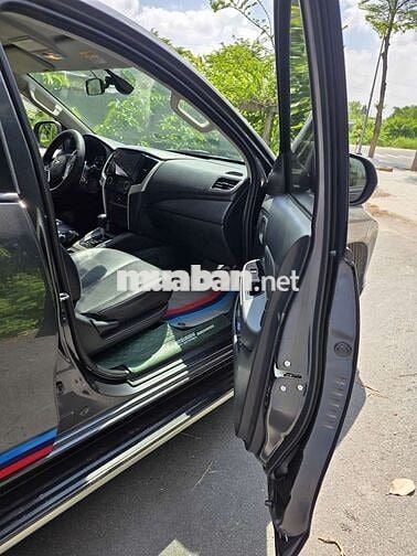 Mitsubishi Triton 2019 Tự động Xám