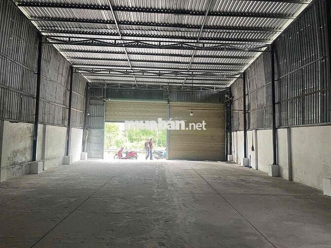 cho thuê xưởng mặt tiền kinh trung ương vla điện 3 pha xe công chạy