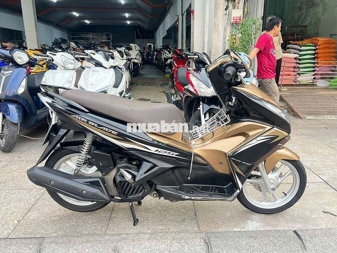 Honda Air Blade 2014 Vàng đồng, Đen đã sử dụng