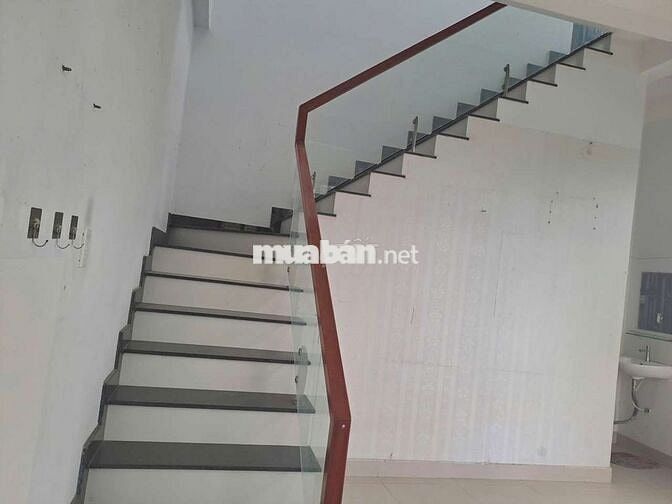 Chính chủ cho thuê nhà nguyên căn1/phan văn hớn bà điểm hóc môn