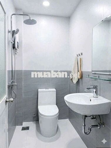 cho thuê nha 525/10 huỳnh văn bánh phường 13  phú nhuận  100 mét 