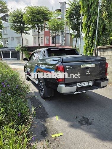 Mitsubishi Triton 2019 Tự động Xám