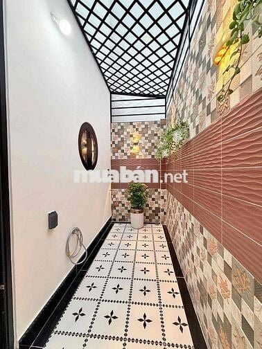 Nhà lầu mới cao cấp phường 9, TP Mỹ Tho