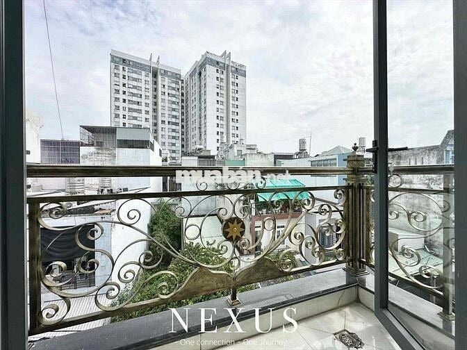 CHO THUÊ PHÒNG BAN CÔNG NGAY PHẠM VĂN CHIÊU GẦN CÔNG VIÊN LÀNG HOA