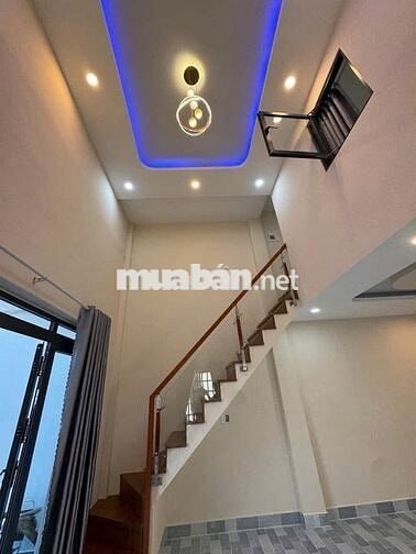 BÁN NHÀ HẺM Ô TÔ CĂN GÓC GẦN CHỢ THỦ ĐỨC VÕ VĂN NGÂN 60M2 GIÁ 5,4 TỶ