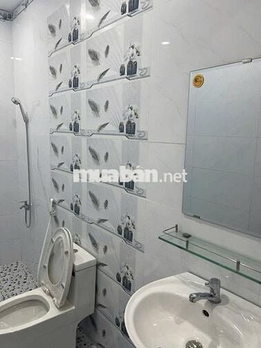BÁN NHÀ HẺM Ô TÔ CĂN GÓC GẦN CHỢ THỦ ĐỨC VÕ VĂN NGÂN 60M2 GIÁ 5,4 TỶ