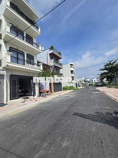 ĐẤT BÙI THỊ LÙNG, DT: 85m2, SỔ HỒNG RIÊNG, CHỈ 4 TỶ, TẶNG GPXD