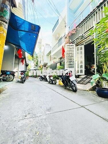 BÁN NHÀ TRUNG TÂM BÌNH TÂN , LÊ VĂN QUỚI 2 TẦNG 35M2 GIÁ TỐT