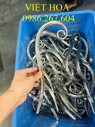 Buôn bán hoa văn, chi tiết sắt mỹ thuật