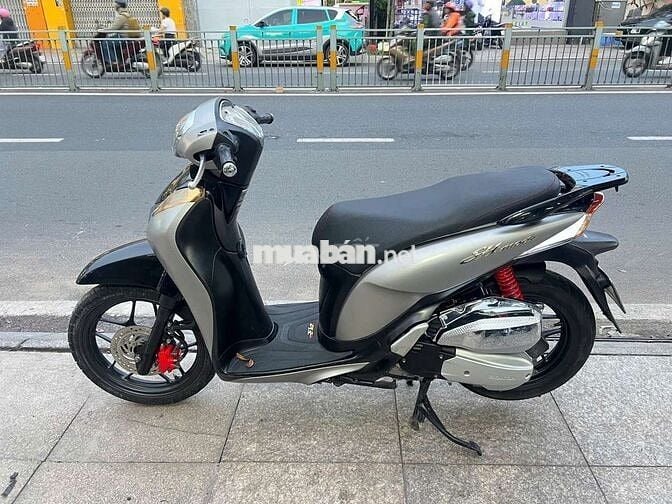 Honda SH Mode 2016 Bạc Đã sử dụng