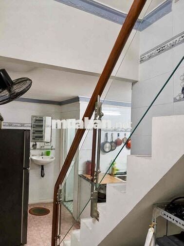 🏠 Nhà Quận 6 - diện tích: 4,15 x 11,3 - khuôn đất vuông vức - hẻm 3m