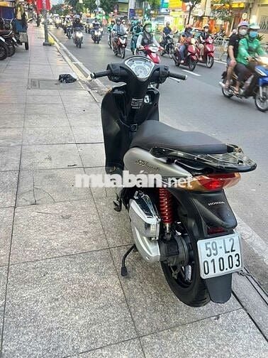Honda SH Mode 2016 Bạc Đã sử dụng
