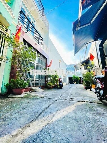 BÁN NHÀ TRUNG TÂM BÌNH TÂN , LÊ VĂN QUỚI 2 TẦNG 35M2 GIÁ TỐT