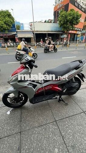 Honda Air Blade 125 2022 Xám đỏ Đã sử dụng