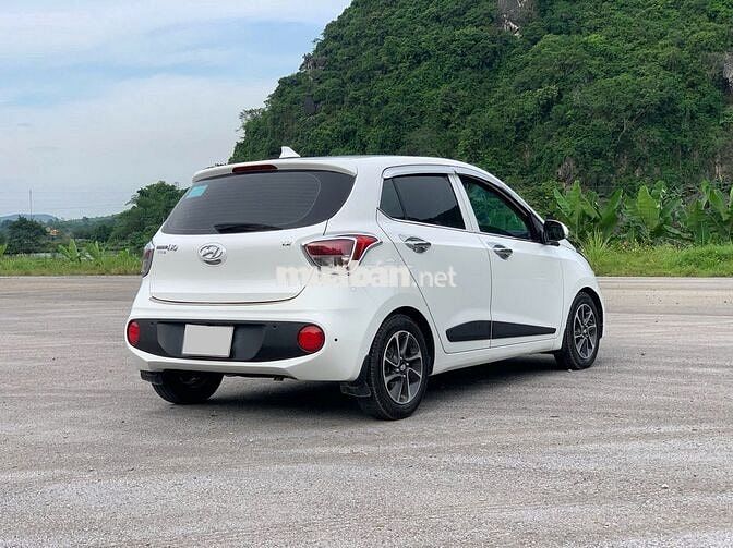 Hyundai i10 2018 Trắng 7 vạn số tự động 1 chủ