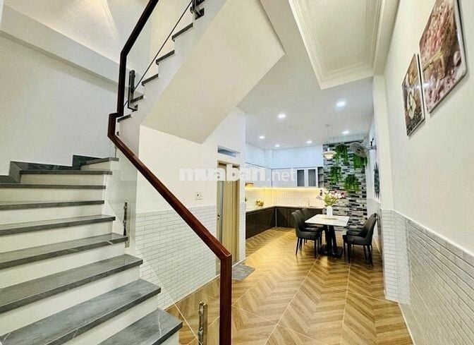 HẺM 8m THÔNG LÊ THÚC HOẠCH_5x18m_ĐÚC 3 TẤM 4PN_Sân Thượng