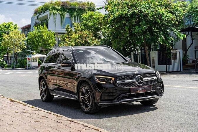 GLC300 AMG 2022 Đen xe Cty 1 chủ xhd cao full hang