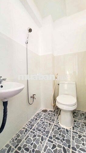 Cho Thuê Phòng Tại Kênh Tân Hoá Ngay ĐH Văn Hiến Và Đầm Sen