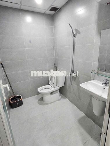 STUDIO FULL NỘI THẤT CỬA SỔ TRỜI THOÁNG MỚI 100%