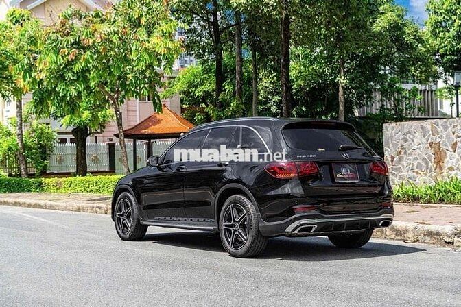 GLC300 AMG 2022 Đen xe Cty 1 chủ xhd cao full hang