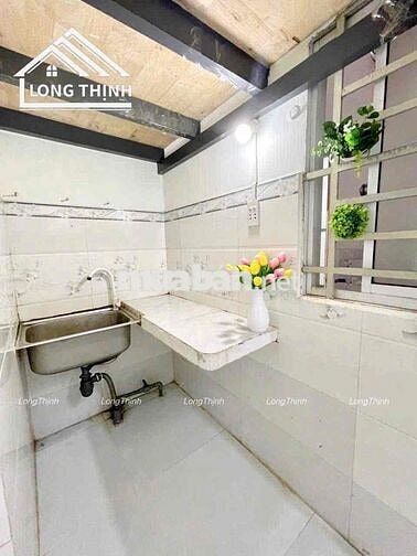 PHÒNG GÁC GIÁ RẺ NGAY TÂN SƠN NHÌ, GÁC CAO-RỘNG. GẦN ĐH CÔNG THƯƠNG