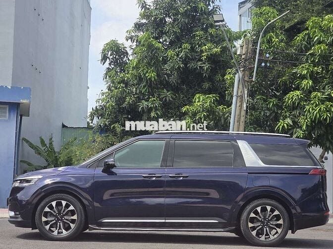 KIA CARNIVAL  SX 2022 PREMIUM DẦU 7 GHẾ 64000KM