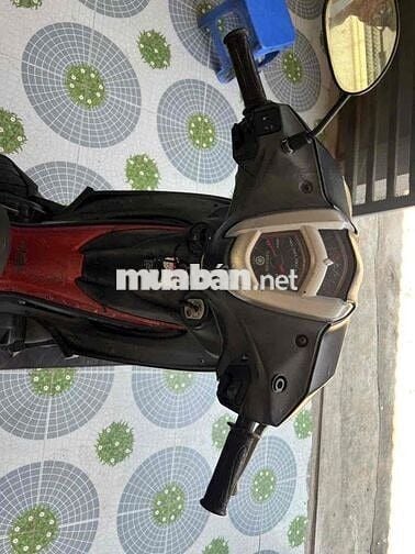 Yamaha LEXam Đỏ đen Êm ngon