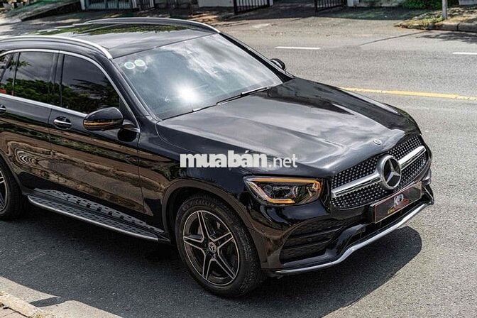 GLC300 AMG 2022 Đen xe Cty 1 chủ xhd cao full hang
