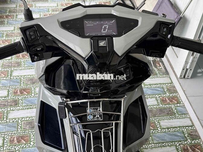 Honda Air Blade 2024 Xám đỏ 14000 km