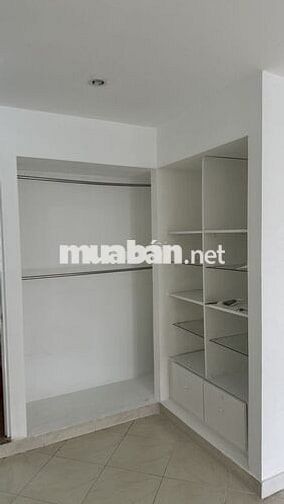 SHARE MẶT BẰNG KINH DOANH LẦU 2 TRUNG TÂM Q3  