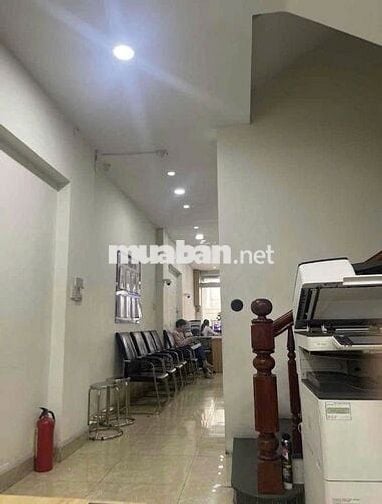 MT Hòa Bình-Đầm Sen-P5 Q11-5x20m-3 tầng-38tr/tháng