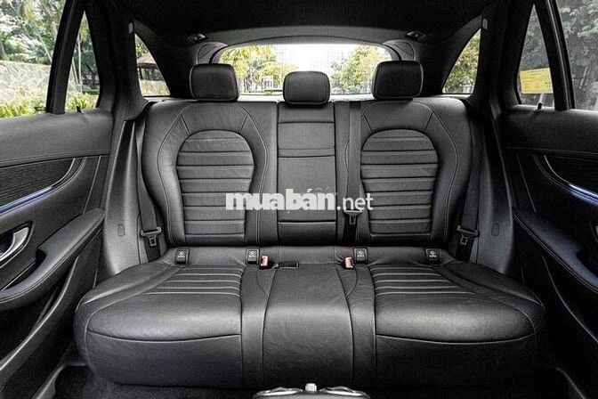 GLC300 AMG 2022 Đen xe Cty 1 chủ xhd cao full hang