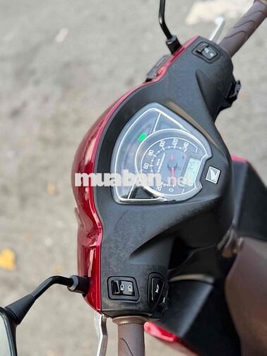 Honda Vision 2025 Cao Cấp màu Đỏ 1500 km