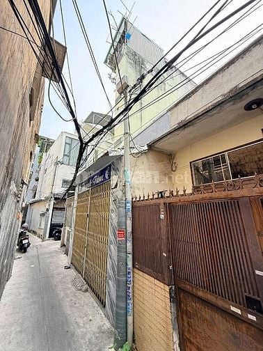 Hẻm Lê Văn Sỹ,khu vực đông dân cư, được xây cao tầng,thích hợp xây mới