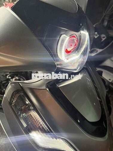 Honda Lead 2024 Bạc 2v up 4v